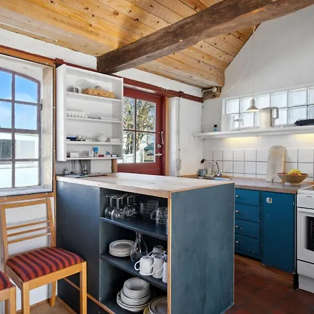 Bedri - 100m From The Sea By Interhome *